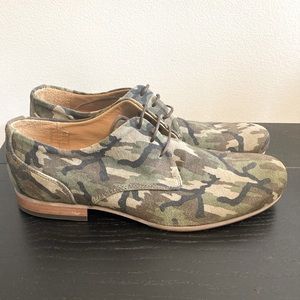 BNIB John Fluevog CBC Radio camo shoes